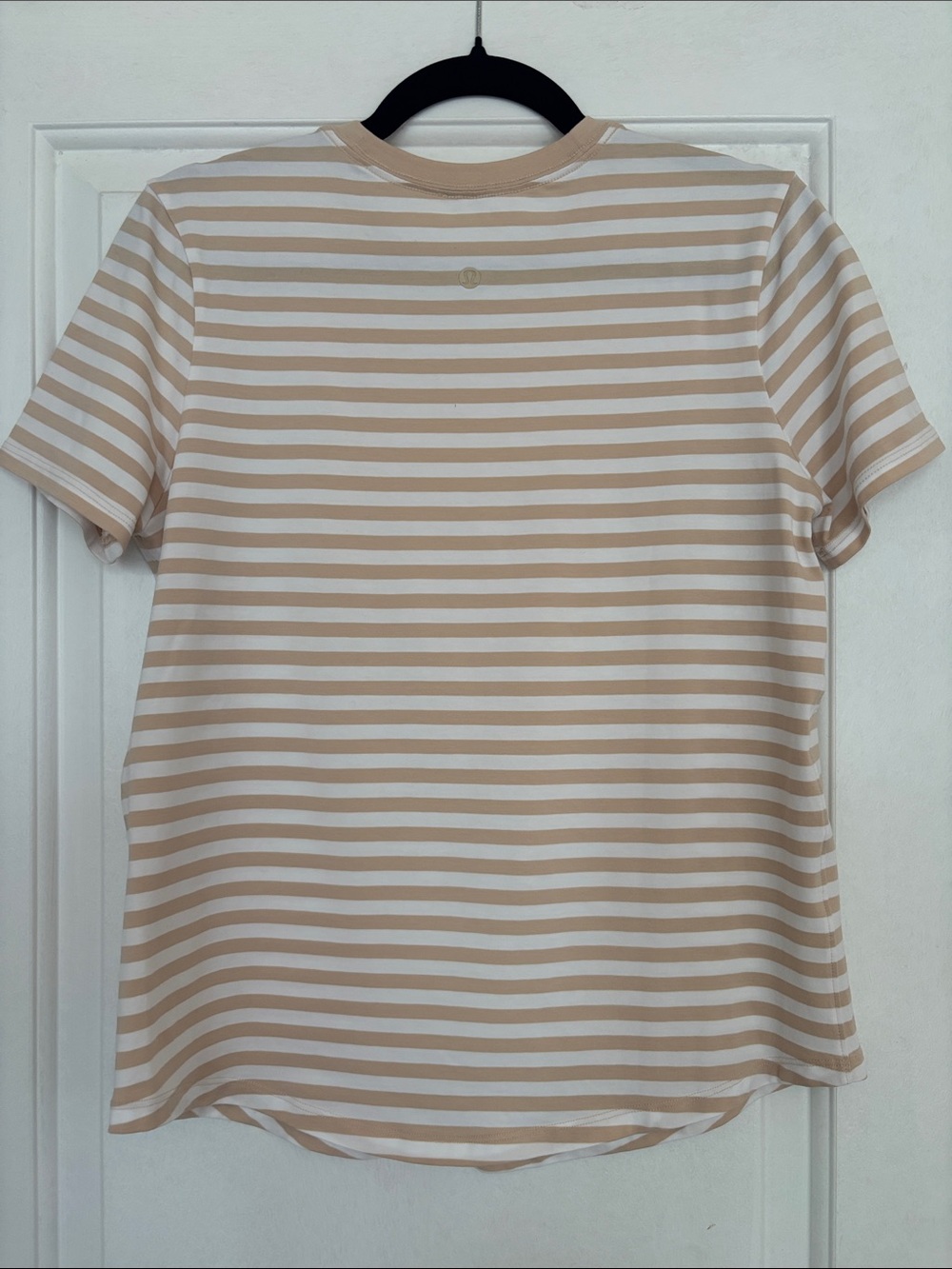 Lululemon Love Crew Tee, Tan Stripe, size 6 - Picture 2 of 2